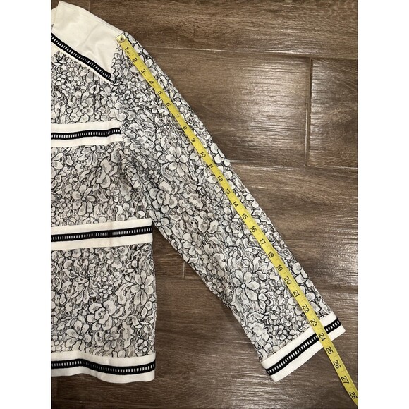 Chicos Size 3 Black & White Lace Blazer Open Front Sheer - Picture 6 of 8